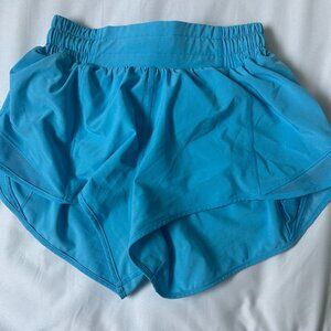 Lululemon Hotty Hot Lowrise 2.5 " Shorts - Size 2 Kayak Blue